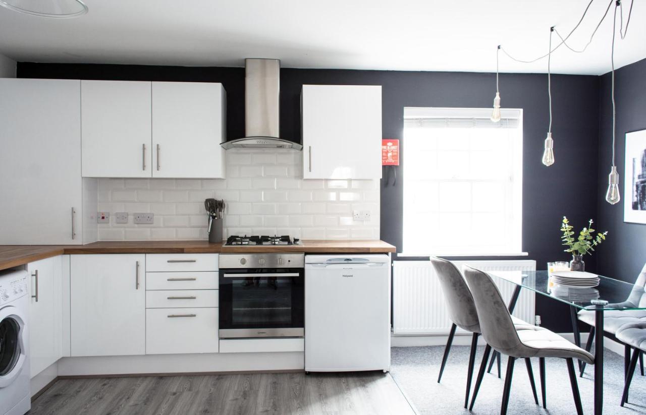 Golden Key Apartments Lillington  Extérieur photo