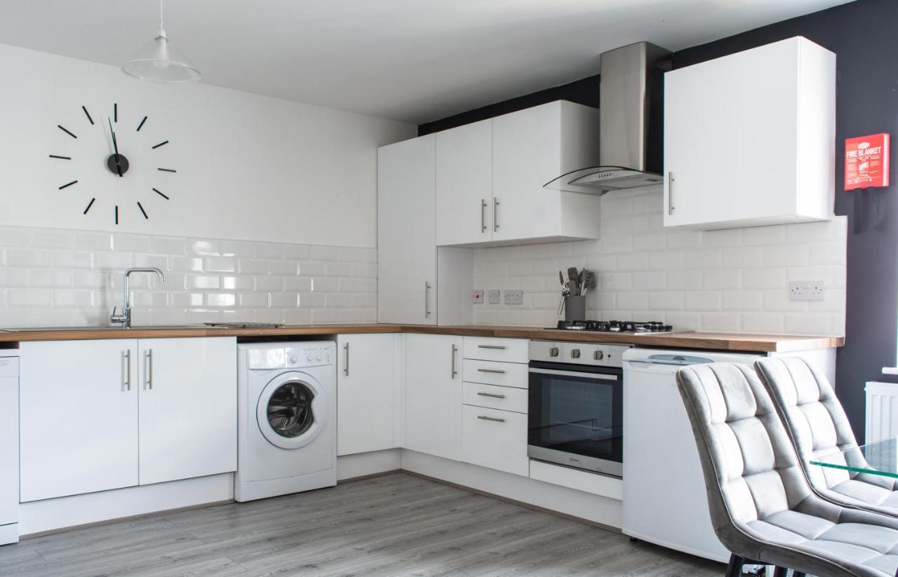 Golden Key Apartments Lillington  Extérieur photo