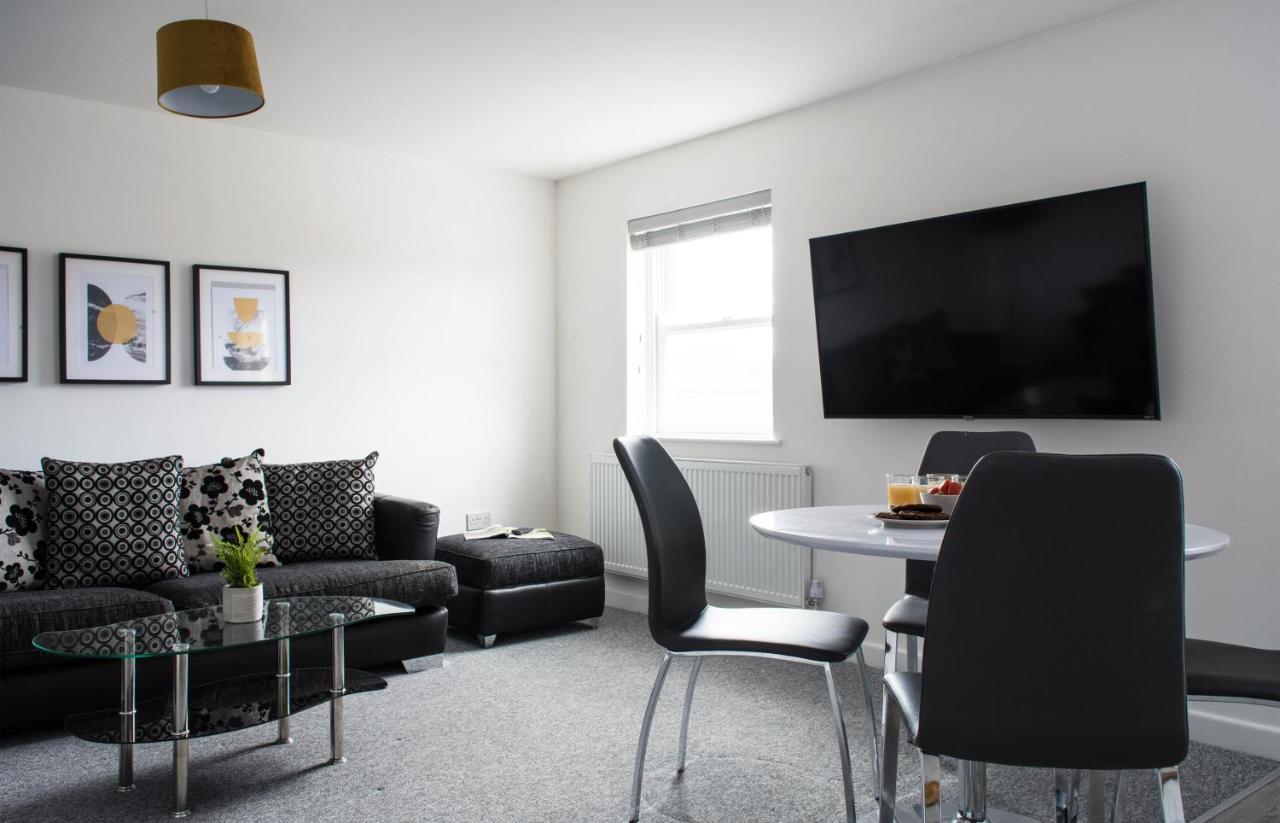 Golden Key Apartments Lillington  Extérieur photo